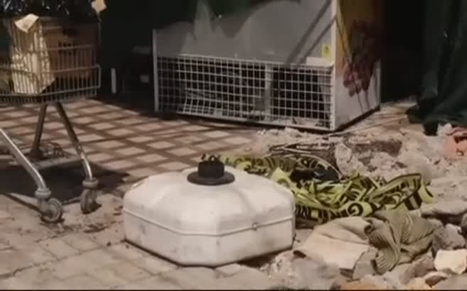 Otomobil fırına daldı: 1 ölü, 3 yaralı