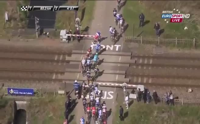 Faciadan kıl payı kurtuldular