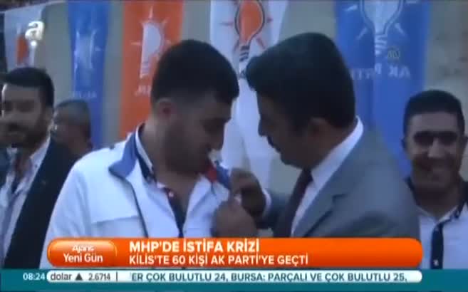 MHP'de istifa depremi