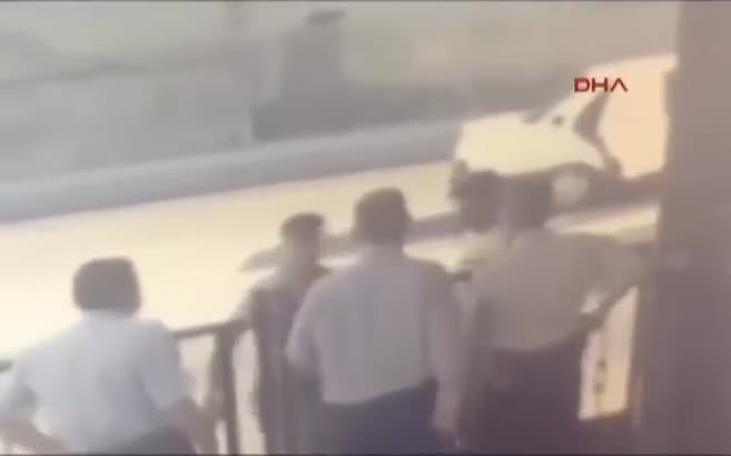 Veliefendi'deki silahlı kavga kamerada
