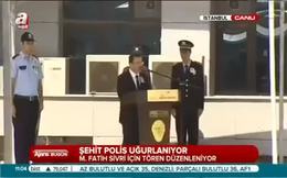 Göz yaşlarını tutamadı