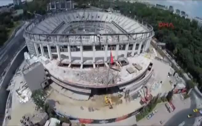 Vodafone Arena'nın çatısı hazır