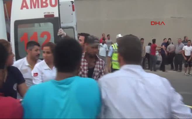 Hatay'da işçi taşıyan minibüs şarampole yuvarlandı!