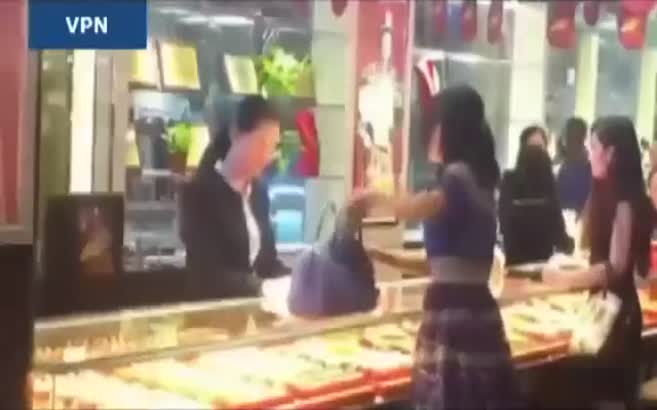 Zenginin öfkesi de bol paralı oldu