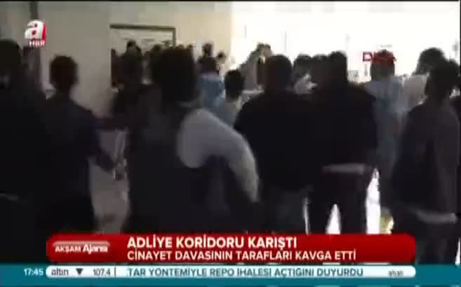 Bakırköy Adliyesi'nde birbirine giren onlarca kişiyi bakın neyle dağıttı