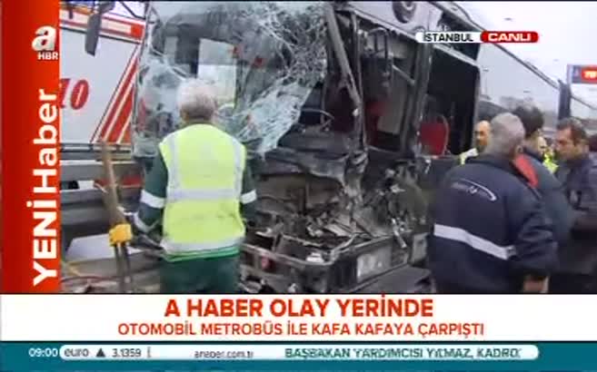Metrobüs yolunda kaza
