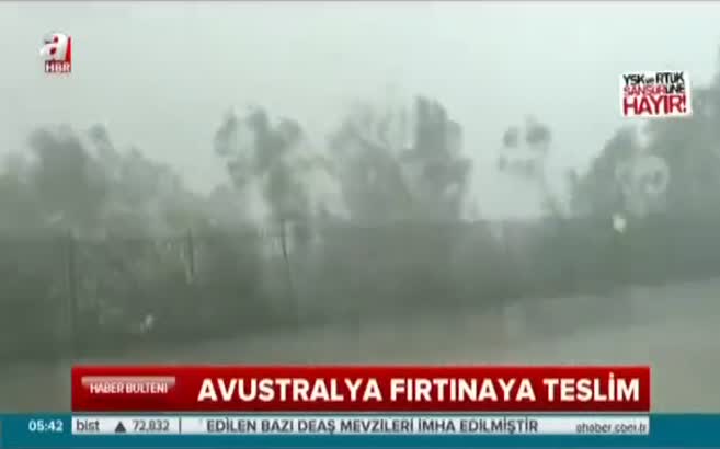 Avuç içi büyüklüğünde dolu yağdı!