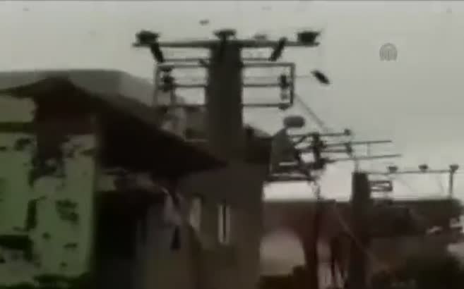 Teröristin vurulma anı kamerada