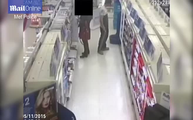 Sapık güvenlik kamerasına yakalandı