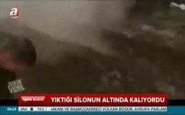 Yıkmak istediği duvarın altında kalıyordu