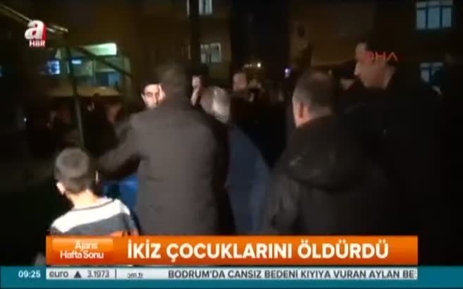 İkiz çocuklarını öldürdü