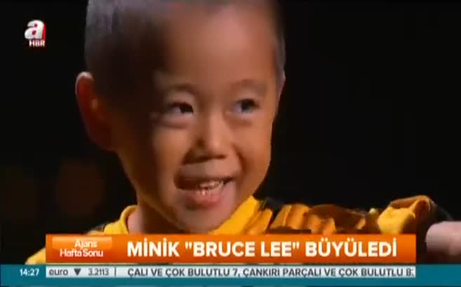 Minik "Bruce Lee" büyüledi