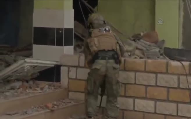 Nusaybin'de AA kameramanı çatışmanın ortasında kaldı