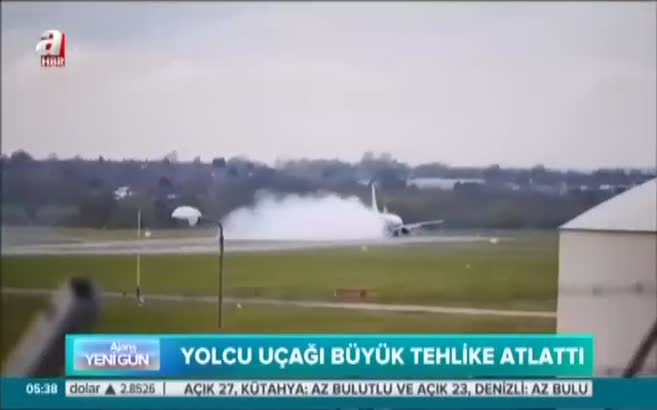 Yolcu uçağının tekerlekleri kilitlendi