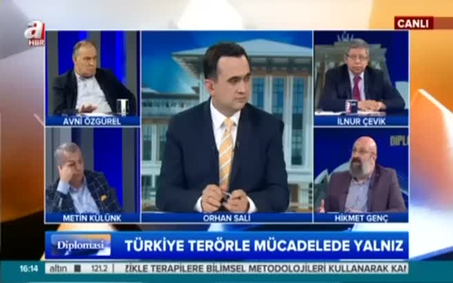 Hikmet Genç: DAEŞ ile sadece Türkiye savaşıyor
