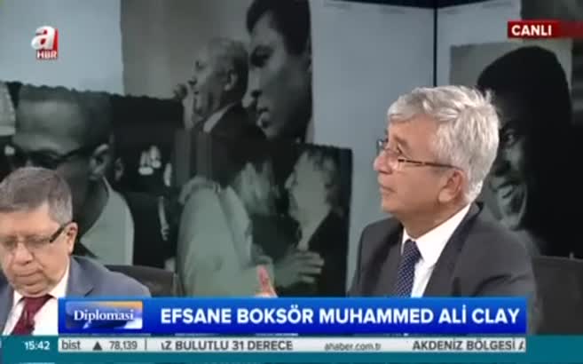 Prof. Dr. Mesut Hakkı Caşın: Muhammed Ali radikallere en büyük cevaptır