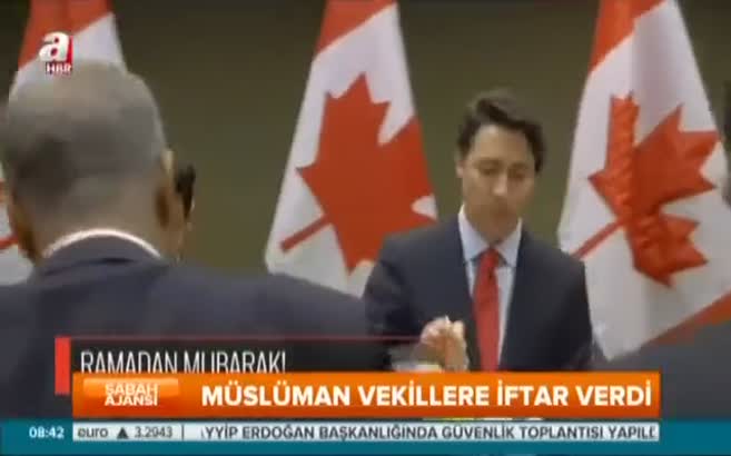 Kanada Başbakanı'ndan Müslüman vekillere iftar