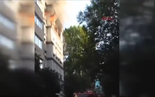 Cihangir'deki patlamanın hemen ardından çekilen görüntüler