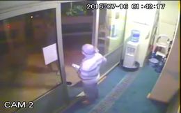 İzmir’de sela okuyan imam, saldırıya uğradı!