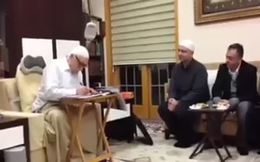 Akın İpek’in FETÖ elebaşı ile görüntüleri çıktı