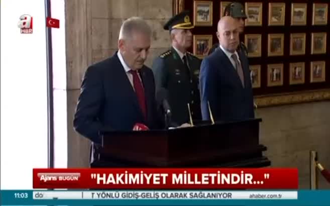 Başbakan Binali Yıldırım Anıtkabir'de...