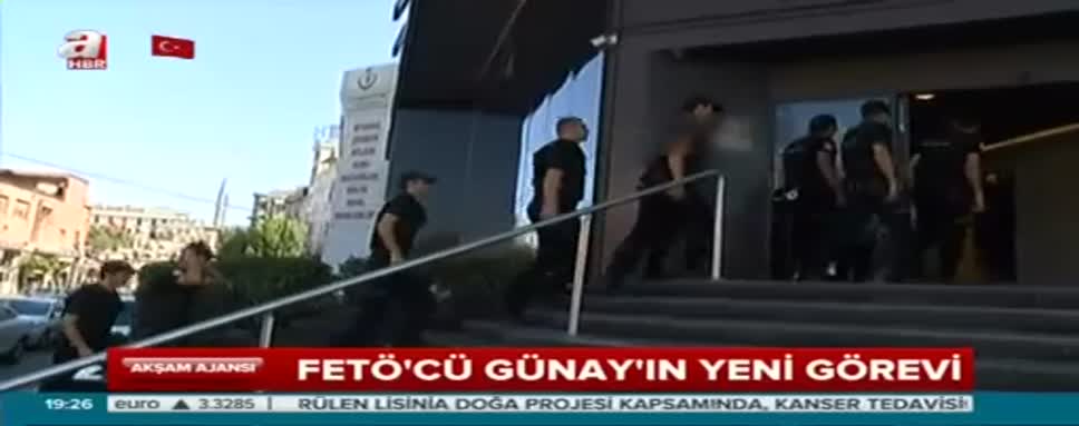 Ananasçı sekreter FETÖ'ye hizmete devam ediyor!