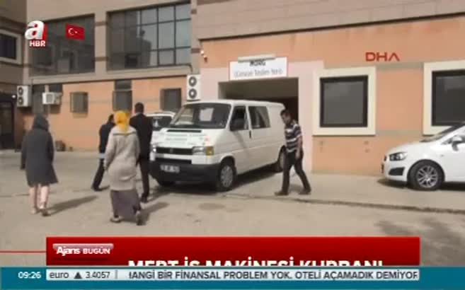 Küçük çocuk iş makinesi altında kalarak öldü