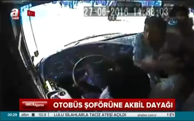 Otobüs şoförüne akbil dayağı