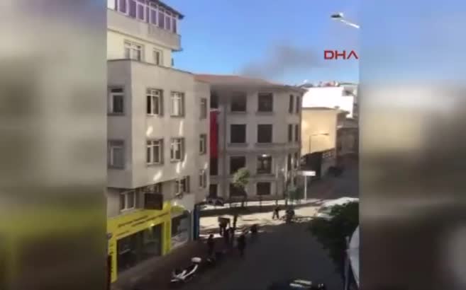 Sığınmacılar çıkan yangın sırasında firar etti!