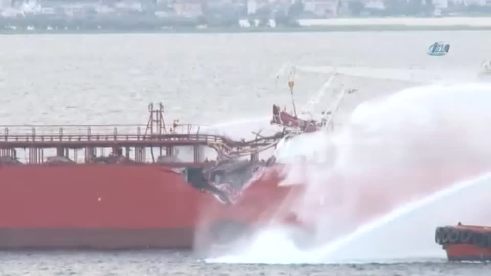 Çanakkale Boğazı’nda iki petrol tankeri çarpıştı