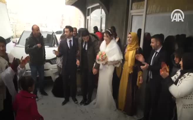 Güney Kore'den Hakkari'ye gelin geldi