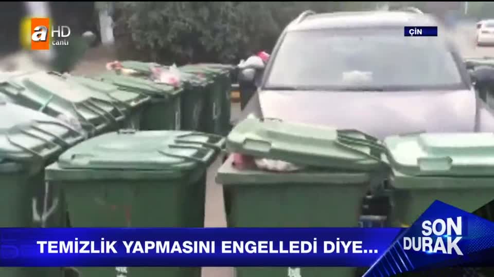 Çinli temizlikçiden çöp intikamı Çinli temizlikçiden çöp intikamı