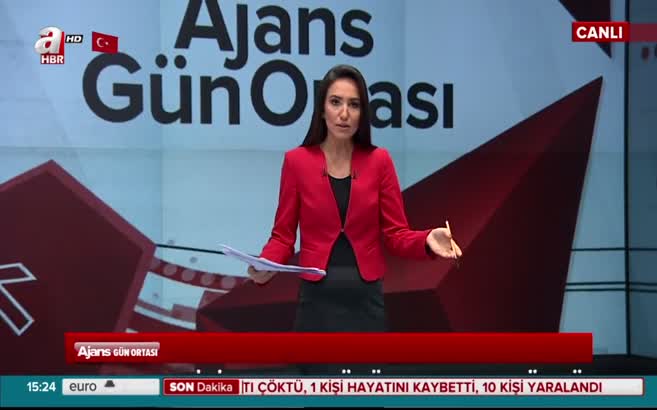 İstanbul'da cenaze namazı esnasında tente çöktü