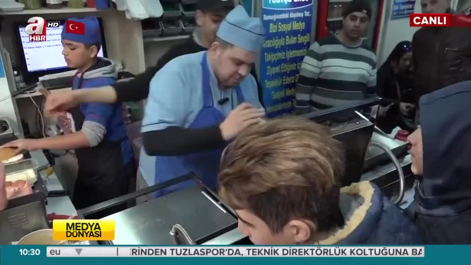 İnternetin yeni fenomeni: Tostçu Erol