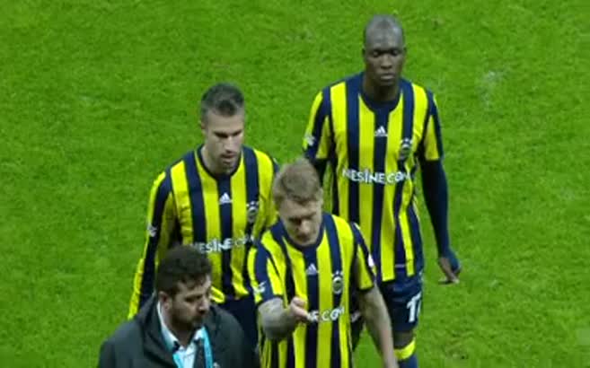 Tünel karıştı! Şenol Güneş ve Kjaer birbirine girdi