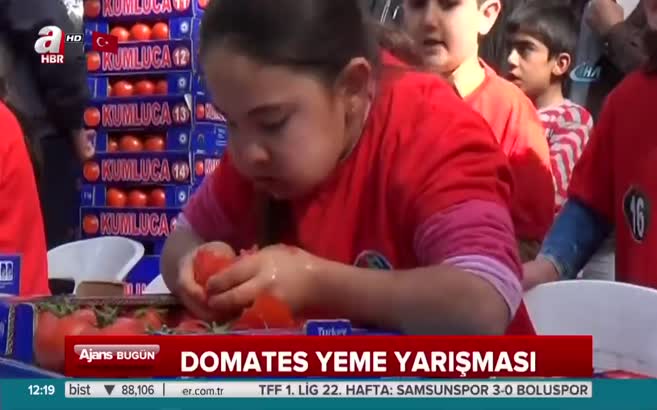 3 dakikada 5 kilo domates yedi