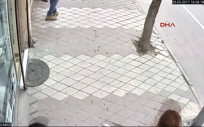 Niğde tacizciye dayak kamerada!