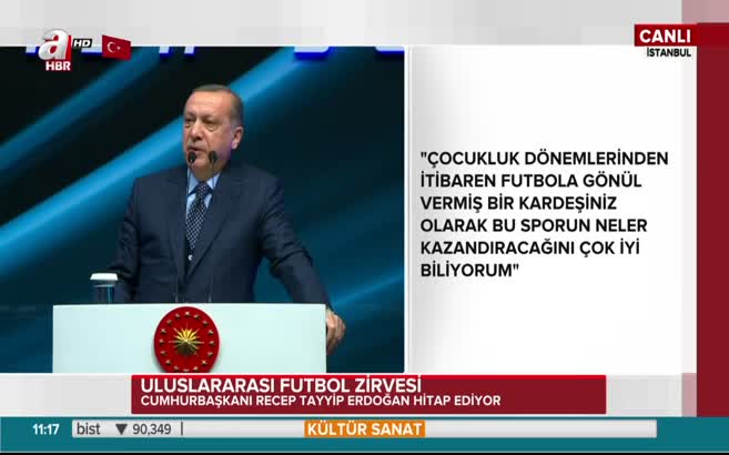 "Siyaset futbol gibi bir takım oyunudur"