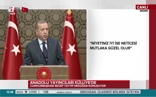 Cumhurbaşkanı Erdoğan: Manşetlerle çarpışarak bugünlere geldik