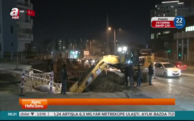 İstanbul'da faciadan dönüldü! Site otoparkı ve yol çöktü