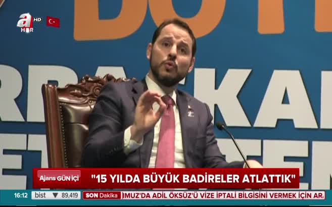 Bakan Berat Albayrak, Trabzon'da gençlerle buluştu