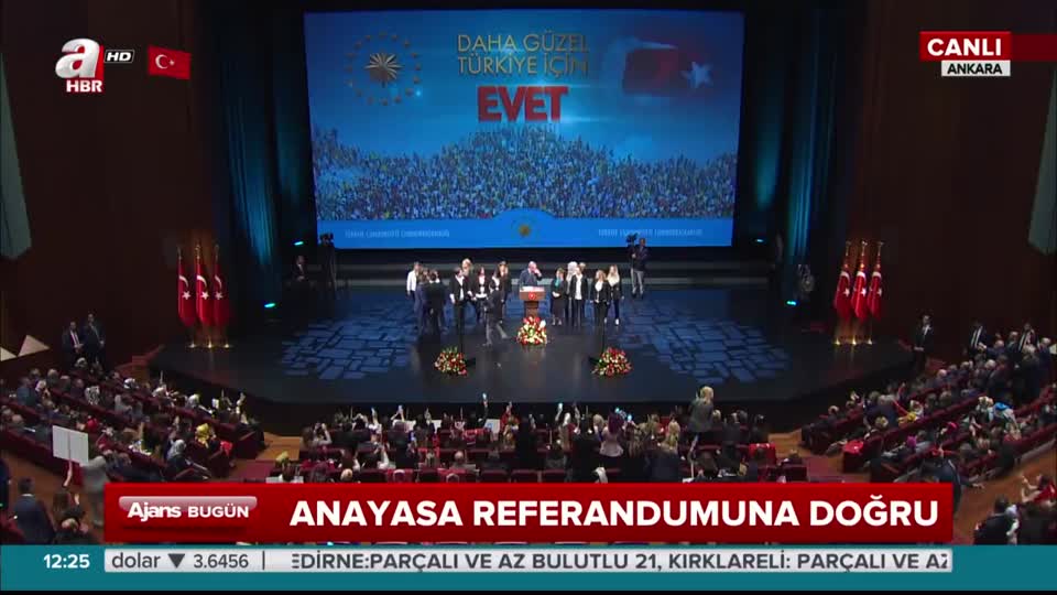 Cumhurbaşkanı Erdoğan kürsüde Bakanlar Kurulu kararını imzaladı