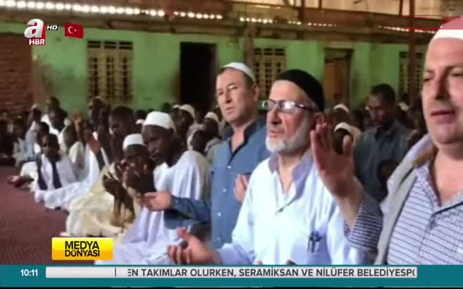 Yüzlerce Afrikalı dua etti: ALLAH'ım Erdoğan'ı koru!