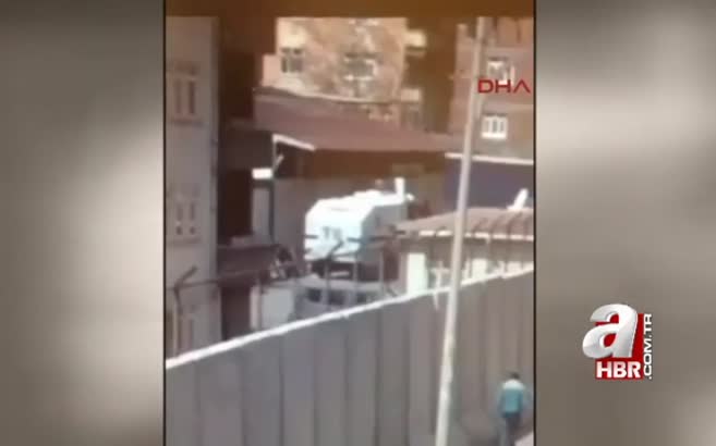 Diyarbakır'daki patlama anı kameraya yansıdı