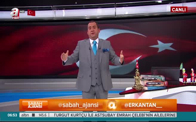 Mehter'den rahatsız olan Soner Yalçın'a Erkan Tan'dan cevap