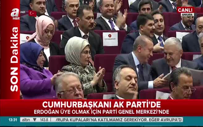 Cumhurbaşkanı Erdoğan resmen AK Parti'de...
