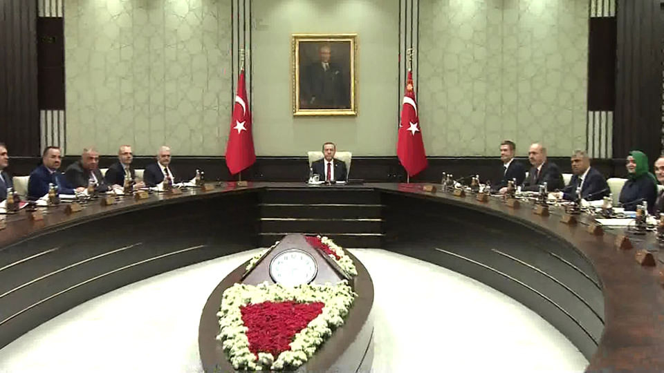 AK Parti’de gözler 2019’da