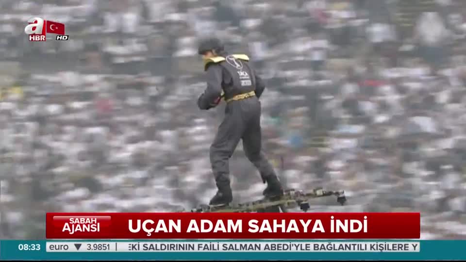 Futbol maçında sıra dışı görüntü!