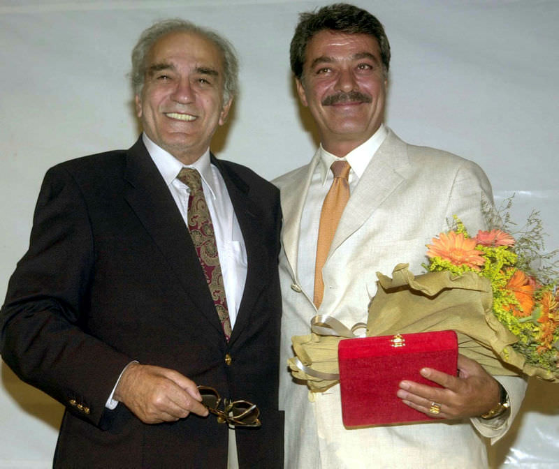 Yeşilçam’ın usta ismi Fikret Hakan hayatını kaybetti