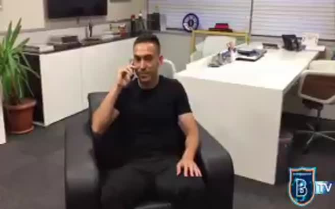 Başakşehir yeni transferi video ile duyurdu!